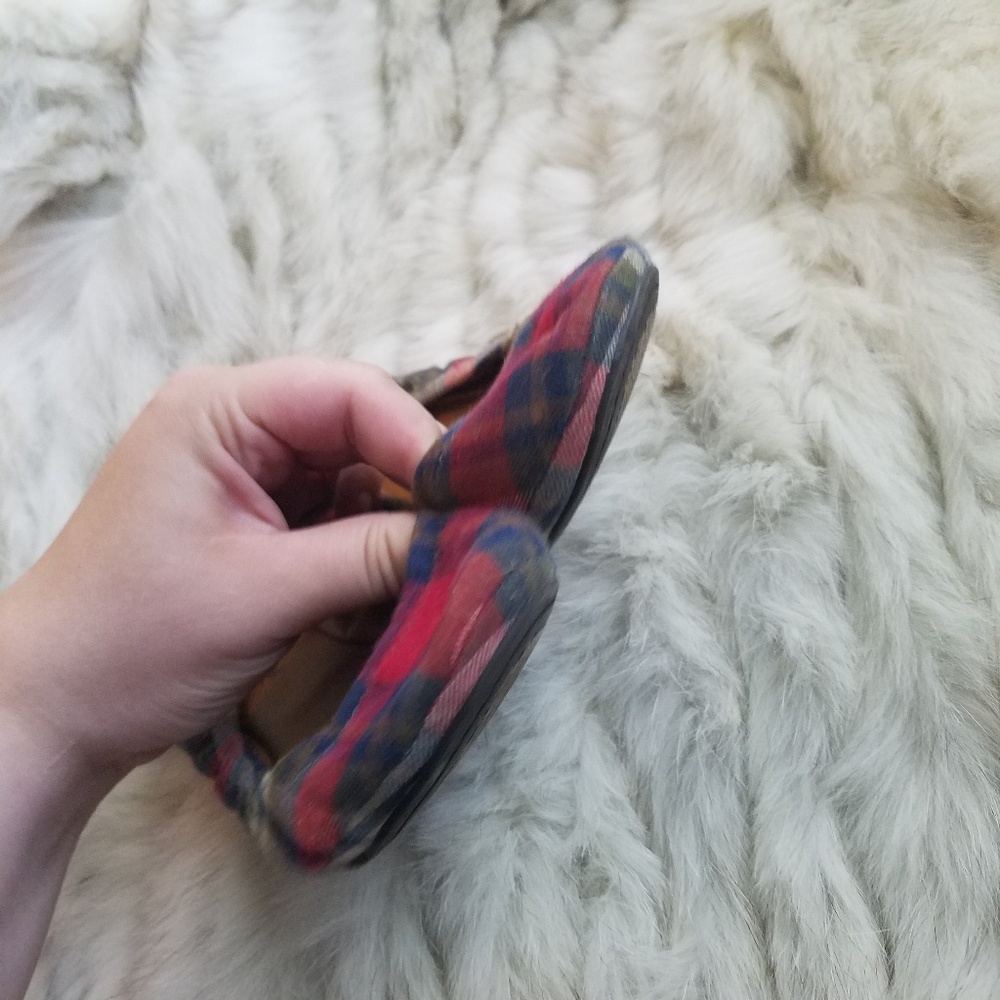 ! Lucky Brand red plaid flats 6.5 - Picture 3 of 8